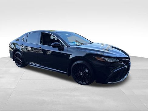 Used 2024 Toyota Camry XSE w/ Blackout Package (TMS) FWD image 7