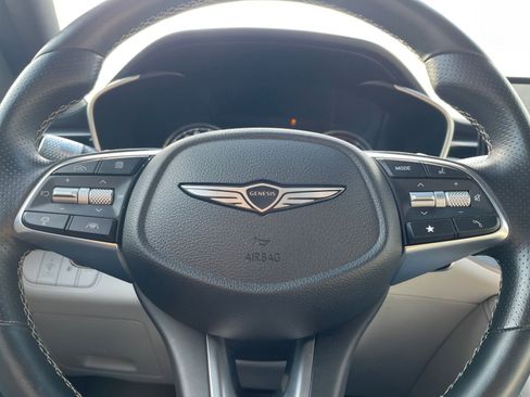 Used 2024 Genesis G70 2.5T image 28