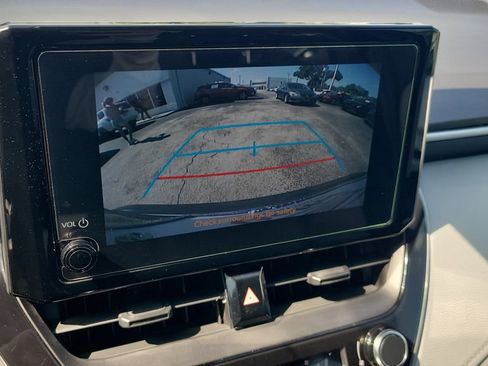 Used 2024 Toyota Corolla SE FWD image 17