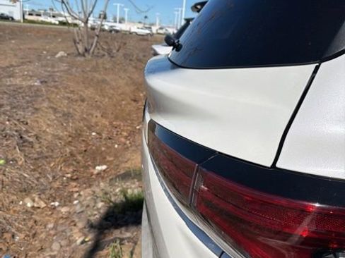 Used 2021 Toyota Sienna XLE w/ XLE Plus Package image 6