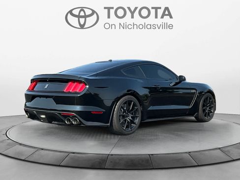 Used 2016 Ford Mustang Shelby GT350 w/ Technology Package RWD image 5