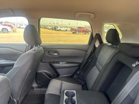 Certified 2025 Nissan Rogue SV FWD image 38