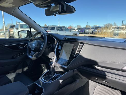 Used 2025 Subaru Outback Touring XT image 16