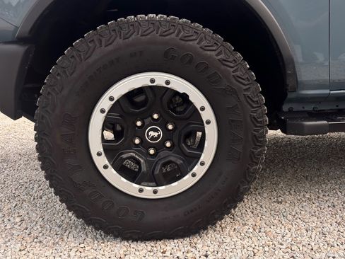 Certified 2023 Ford Bronco Big Bend w/ Sasquatch Package image 16