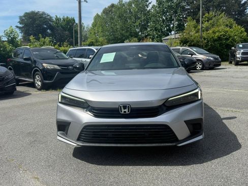 Used 2022 Honda Civic Sport image 2