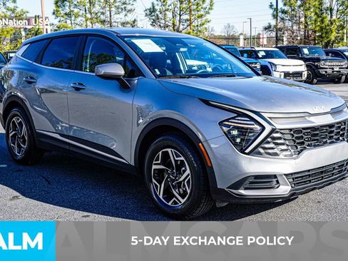 Used 2024 Kia Sportage LX image 4