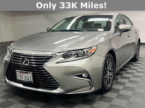 Used 2017 Lexus ES 350 image 2