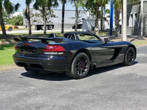 Used 2004 Dodge Viper SRT-10 image 19
