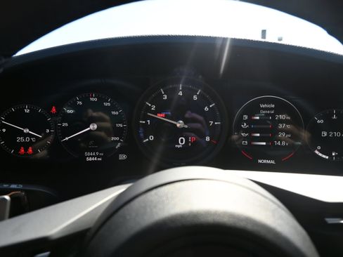 Used 2024 Porsche 911 GT3 image 50