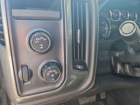 Used 2017 Chevrolet Silverado 1500 LTZ w/ Sport Package AWD/4WD image 13