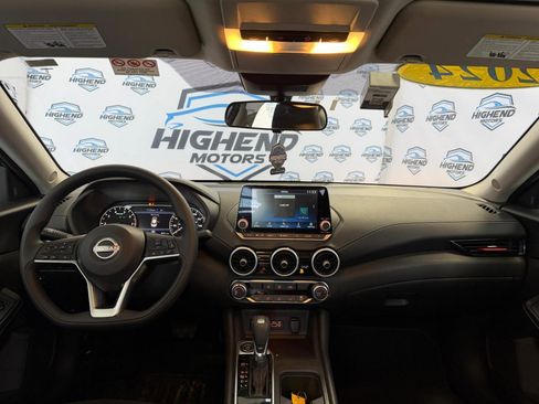 Used 2024 Nissan Sentra SV image 27
