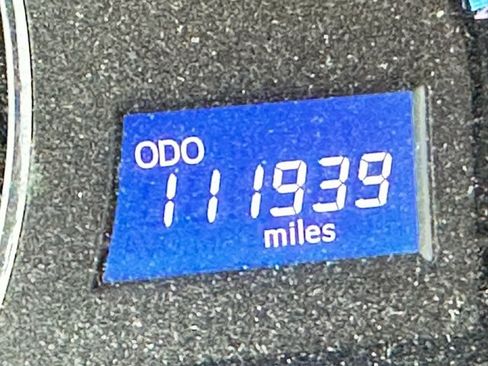 Used 2015 Toyota Camry LE image 7