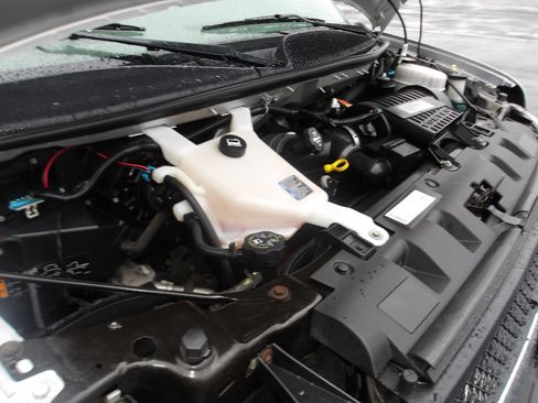 Used 2018 Chevrolet Express 3500 LT w/ LT Preferred Equipment Group image 19