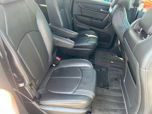 Used 2017 Chevrolet Traverse LT FWD image 20