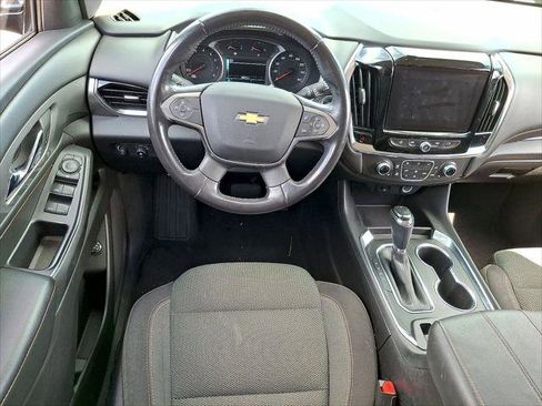 Used 2018 Chevrolet Traverse LT image 21