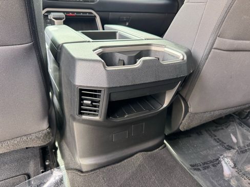 Used 2022 Toyota Tundra SR5 w/ SR5 Convenience Package image 17