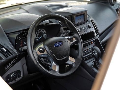 Used 2022 Ford Transit Connect XL image 11