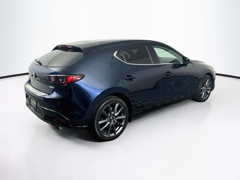 Used 2023 MAZDA MAZDA3 s FWD image 9