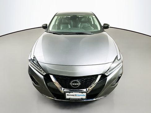 Used 2023 Nissan Maxima SV w/ Floor Mat Group FWD image 2
