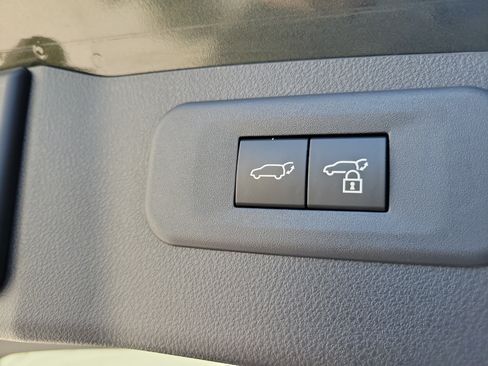 Used 2024 Lexus NX 250 FWD w/ Towing Package (2000 Lbs) image 10