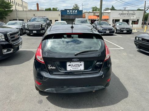 Used 2016 Ford Fiesta SE w/ Equipment Group 201A FWD image 6