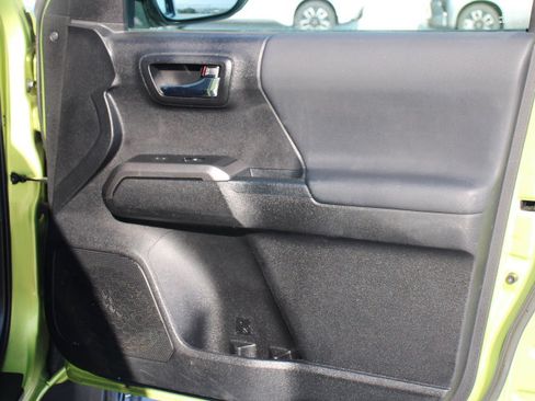 Certified 2023 Toyota Tacoma TRD Sport image 22