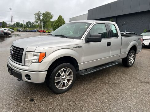 Used 2014 Ford F150 STX w/ Equipment Group 201A Mid AWD/4WD image 3