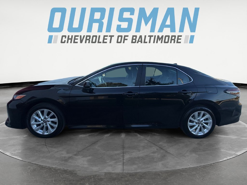 Used 2024 Toyota Camry LE AWD/4WD image 3