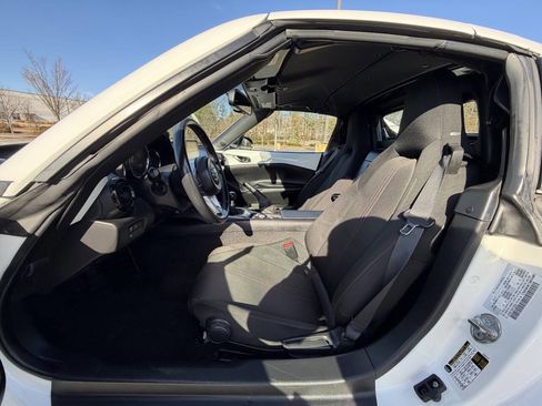 Used 2017 MAZDA MX-5 Miata RF Club w/ Brembo/BBS Package image 10