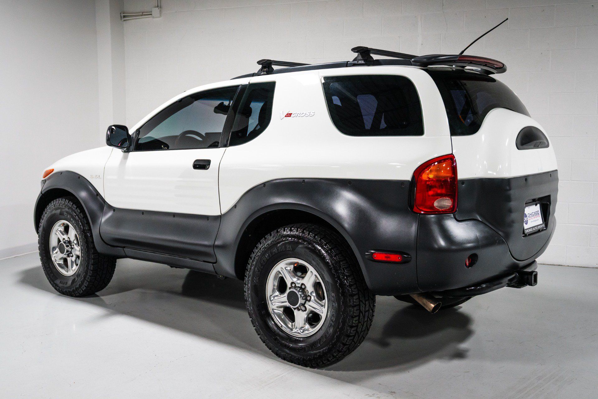 Used 1999 Isuzu VehiCROSS AWD/4WD image 5