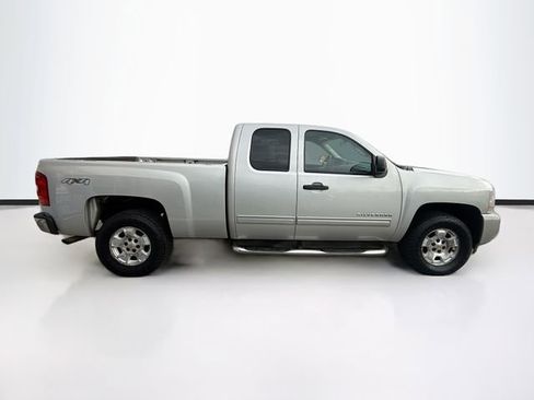 Used 2011 Chevrolet Silverado 1500 LT w/ All-Star Edition image 5