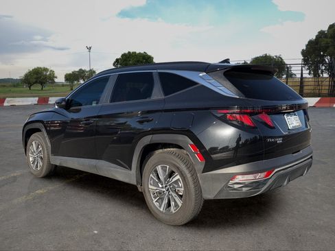 Used 2024 Hyundai Tucson Blue AWD/4WD image 4