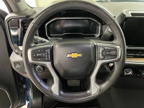 Used 2024 Chevrolet Silverado 1500 LT AWD/4WD image 14