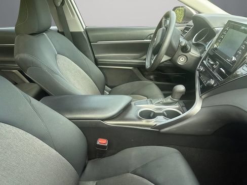 Used 2023 Toyota Camry LE FWD image 12