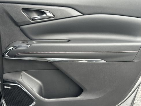 New 2026 Chevrolet Traverse RS w/ LPO, Floor Liner Package image 16