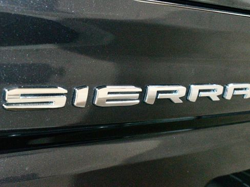 Used 2025 GMC Sierra 1500 AT4 w/ AT4 Premium Package image 99