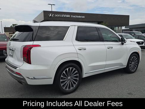 Used 2024 Hyundai Palisade Calligraphy FWD image 3