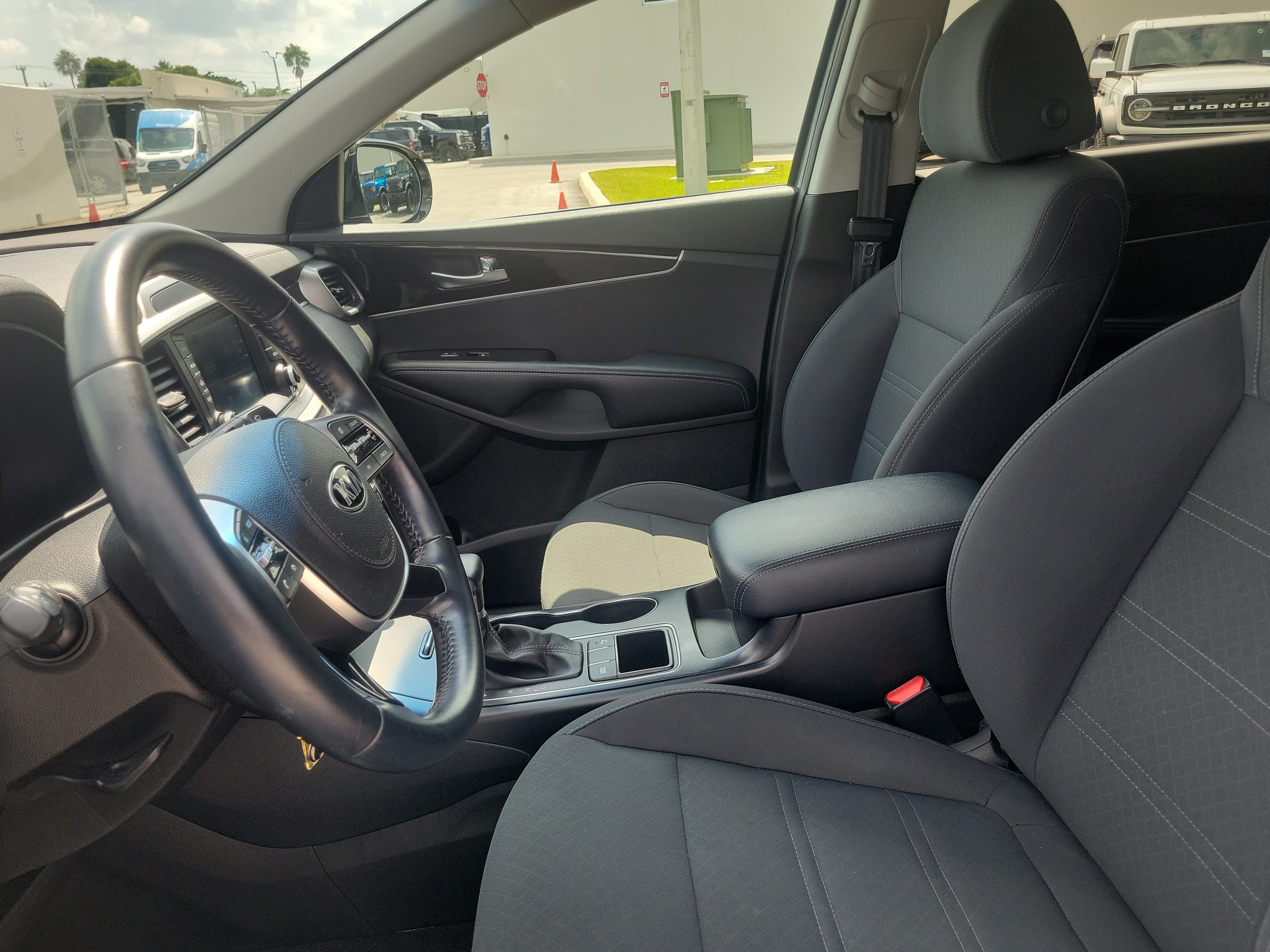 Used 2020 Kia Sorento LX w/ LX I4 Convenience Package FWD image 11