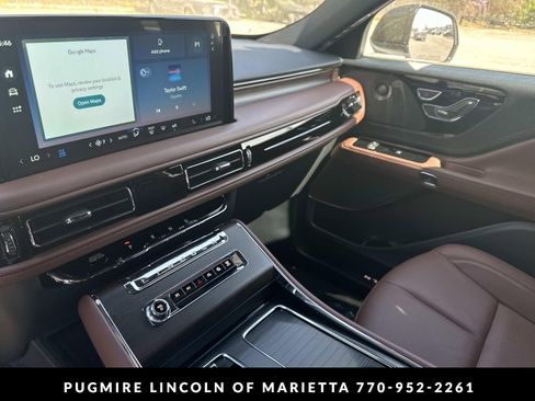 New 2026 Lincoln Aviator Reserve w/ Illumination Package RWD image 20