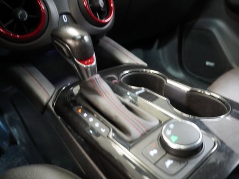 Used 2021 Chevrolet Blazer RS w/ Enhanced Convenience Package image 23