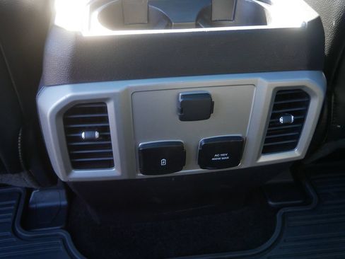 Used 2017 Ford F150 Lariat AWD/4WD image 18