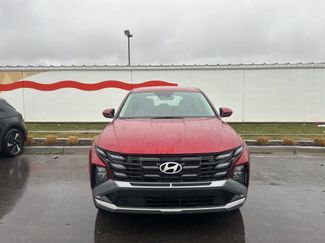 Used 2025 Hyundai Tucson SE video 2