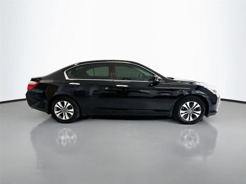 Used 2015 Honda Accord LX image 16