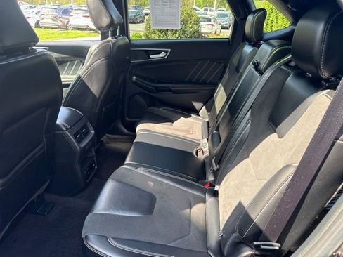 Used 2020 Ford Edge ST w/ Equipment Group 401A AWD/4WD image 28