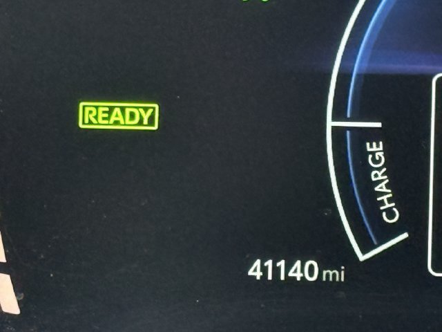 Used 2025 Toyota Camry LE FWD image 16