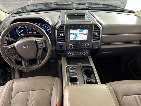 Used 2019 Ford Expedition Limited w/ Equipment Group 302A RWD image 13