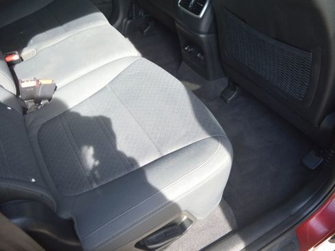 Used 2016 Kia Sorento LX w/ LX Convenience Package image 25