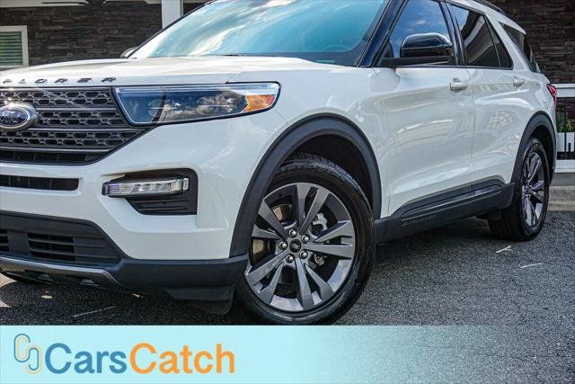 Used 2023 Ford Explorer XLT w/ Equipment Group 202A RWD image 6