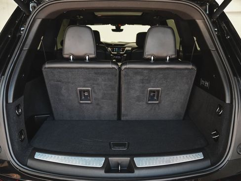 Used 2024 Cadillac XT6 Sport image 42