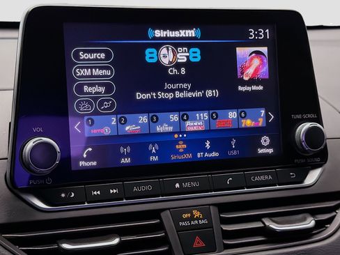 Used 2022 Nissan Altima 2.5 SR w/ Midnight Edition Package AWD/4WD image 9